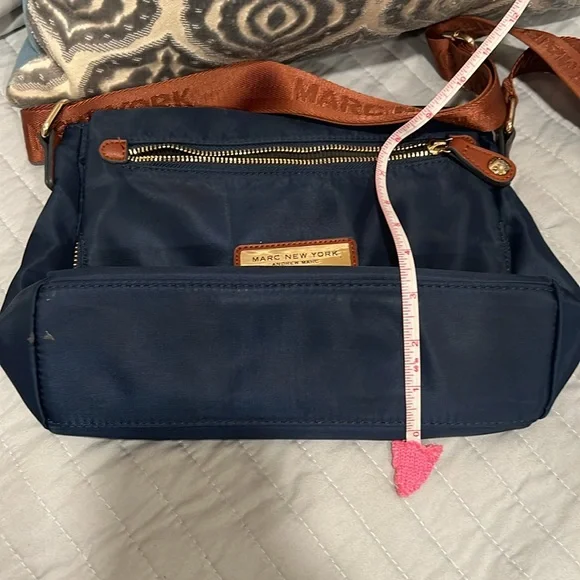 Marc Jacob’s Crossbody Bag Purse - Picture 10 of 12